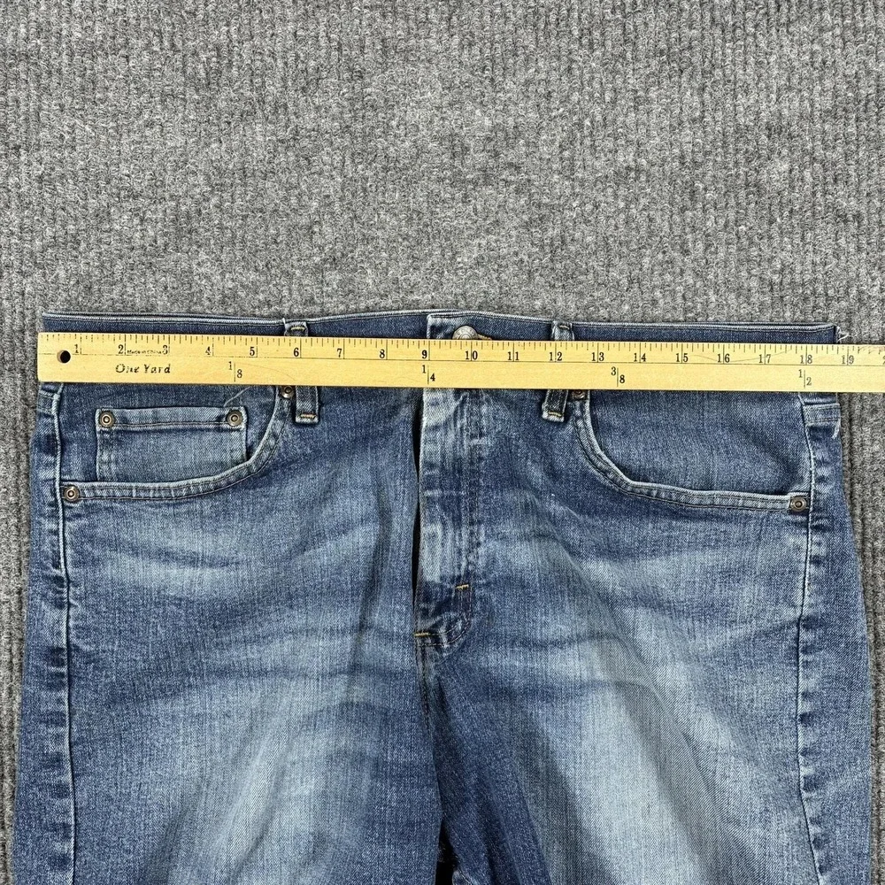Wrangler Denim Shorts Mens 36 Blue Relaxed Fit Stretch Bermuda Casual Summer